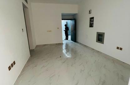 Apartment - 1 - 2 for rent in Al Mowaihat 3 - Al Mowaihat - Ajman