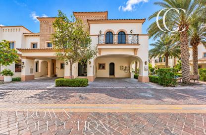 Townhouse - 4 - 4 for rent in Redwood Park - Jumeirah Golf Estates - Dubai