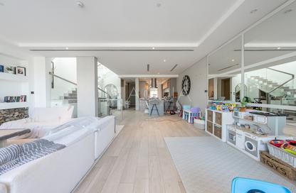 Villa - 4 - 3 for sale in Royal Park - Jumeirah Park - Dubai