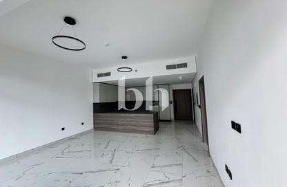 Apartment - 1 Bedroom - 2 Bathrooms for rent in Royal Regency - Business Bay - Dubai