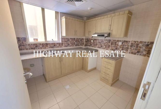 118570122 - Property Image 3