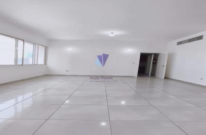 Apartment - 2 - 2 for rent in Corniche Residence - Corniche Road - Abu Dhabi