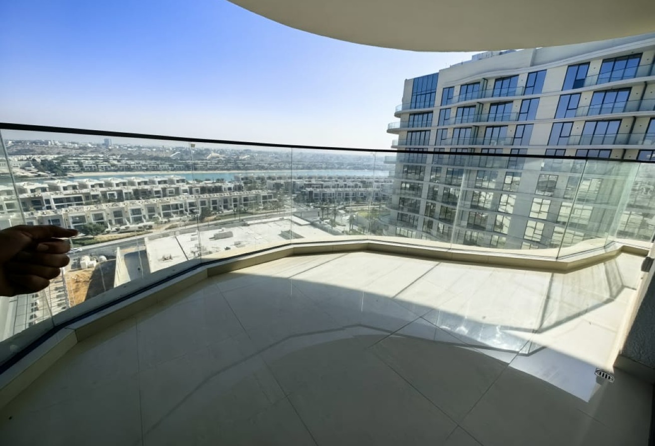Panoramic Views | Stylish 2BR Apt | Northbay