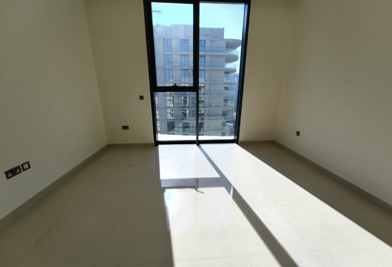 Panoramic Views | Stylish 2BR Apt | Northbay