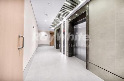 Apartment - Studio - 1 Bathroom for rent in Jumeirah Garden City - Al Satwa - Dubai
