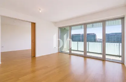 شقة - غرفة نوم - 2 حمامات للايجار في المها - المنيرة - شاطئ الراحة - أبوظبي