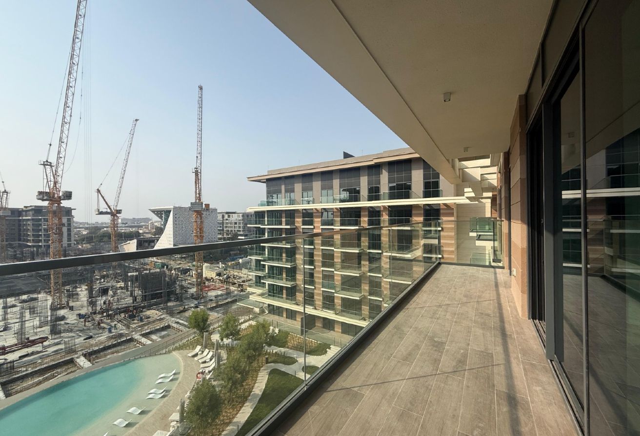 2 bedroom apartment in Viridian, City Walk: 12