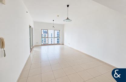Apartment - 1 - 2 for rent in Bay Central Tower Central - Bay Central - Dubai Marina - Dubai