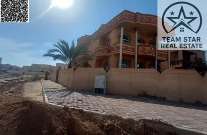 فيلا - 4 غرف نوم - 6 حمامات للايجار في 1 المويهات - المويهات - عجمان