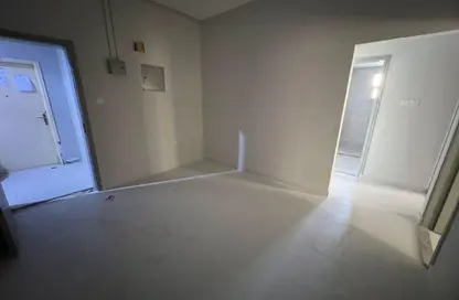 شقة - 2 غرف نوم - 1 حمام للايجار في التعاون 1 - أبراج التعاون - الخان - الشارقة