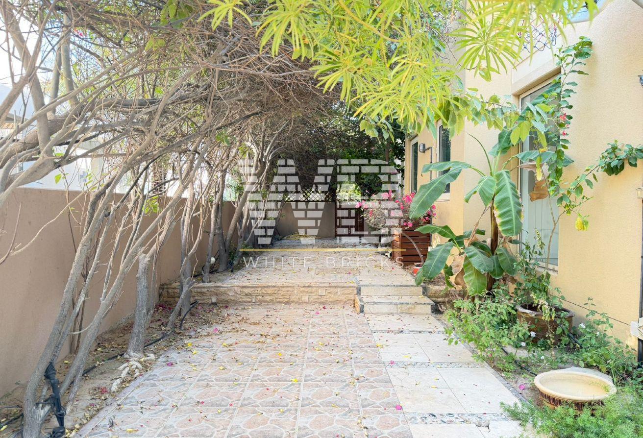 Huge Plot | Fully Extended & Upgraded photo 25