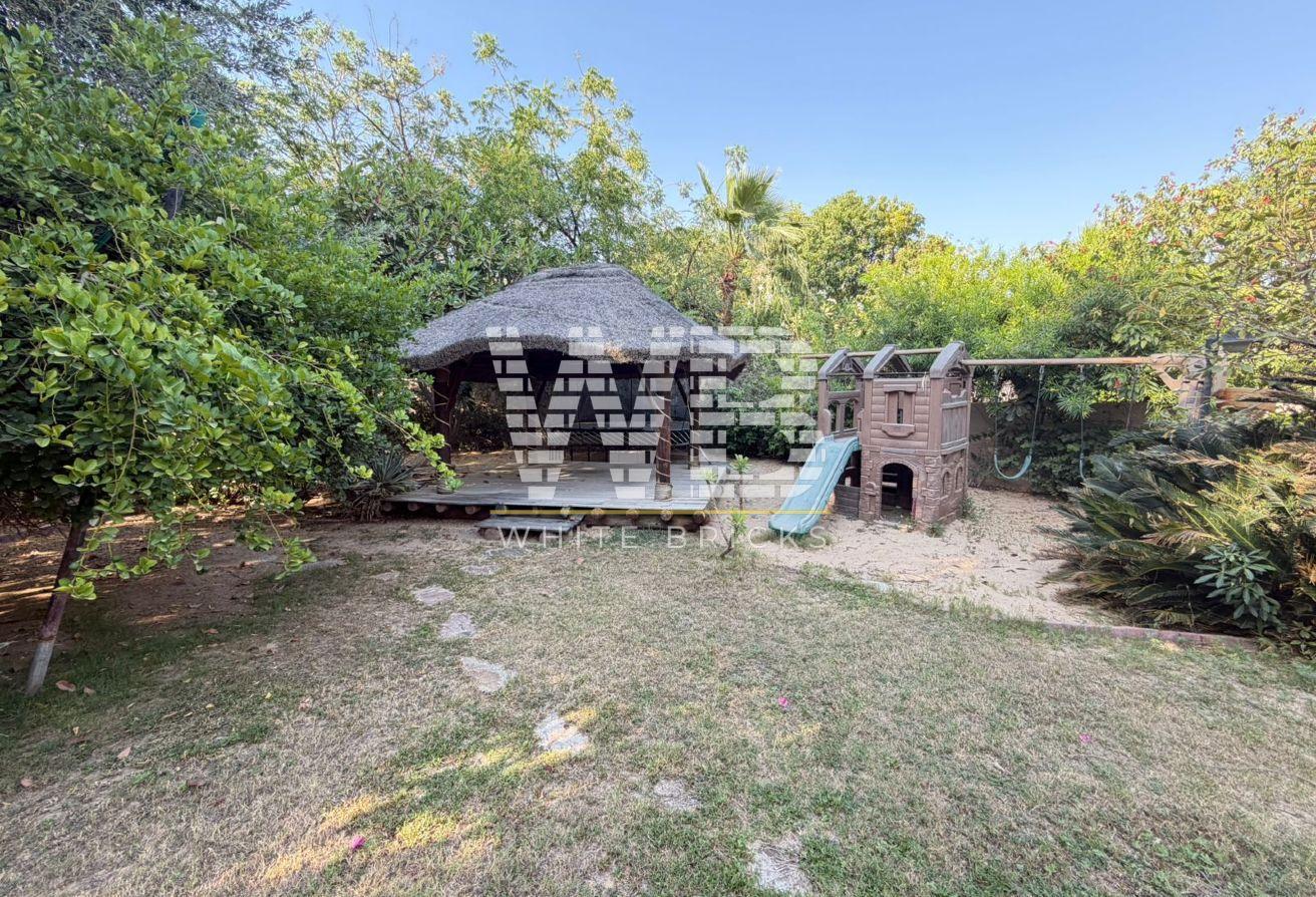 Huge Plot | Fully Extended & Upgraded photo 24