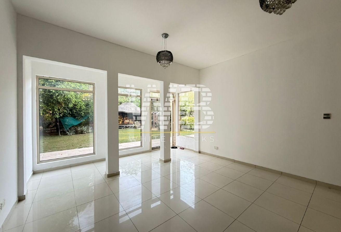 Huge Plot | Fully Extended & Upgraded photo 11