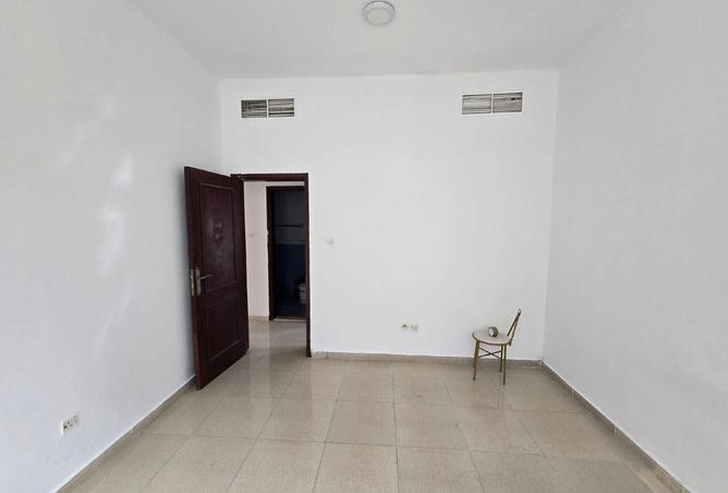 75412056 - Property Image 2