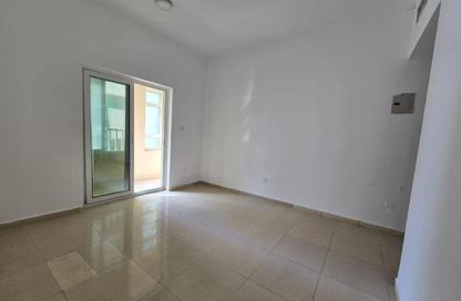 Apartment - 1 Bedroom - 1 Bathroom for rent in Al Qulaya'ah - Al Sharq - Sharjah
