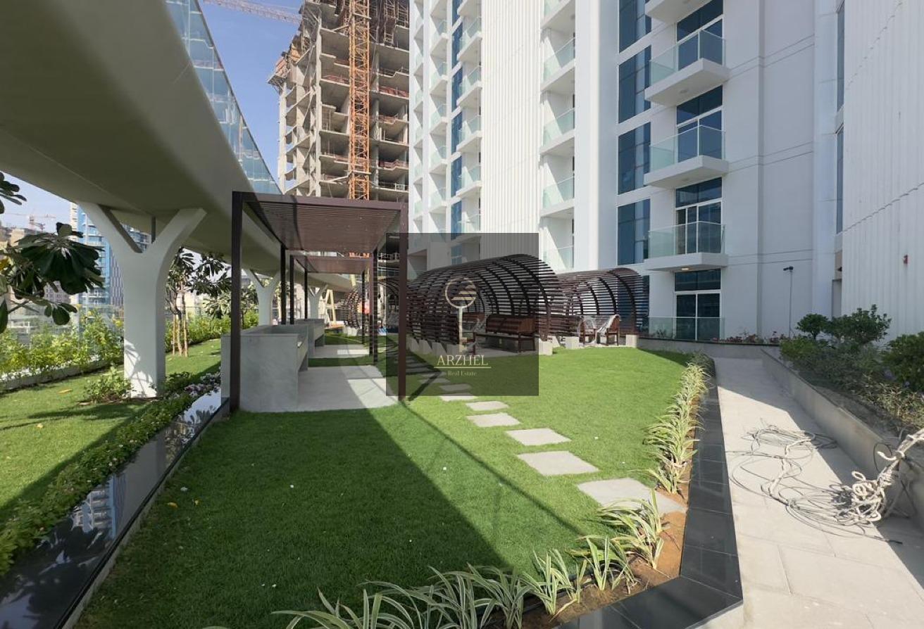 Semi Furnished | Multiple Cheques | Prime Location photo 17