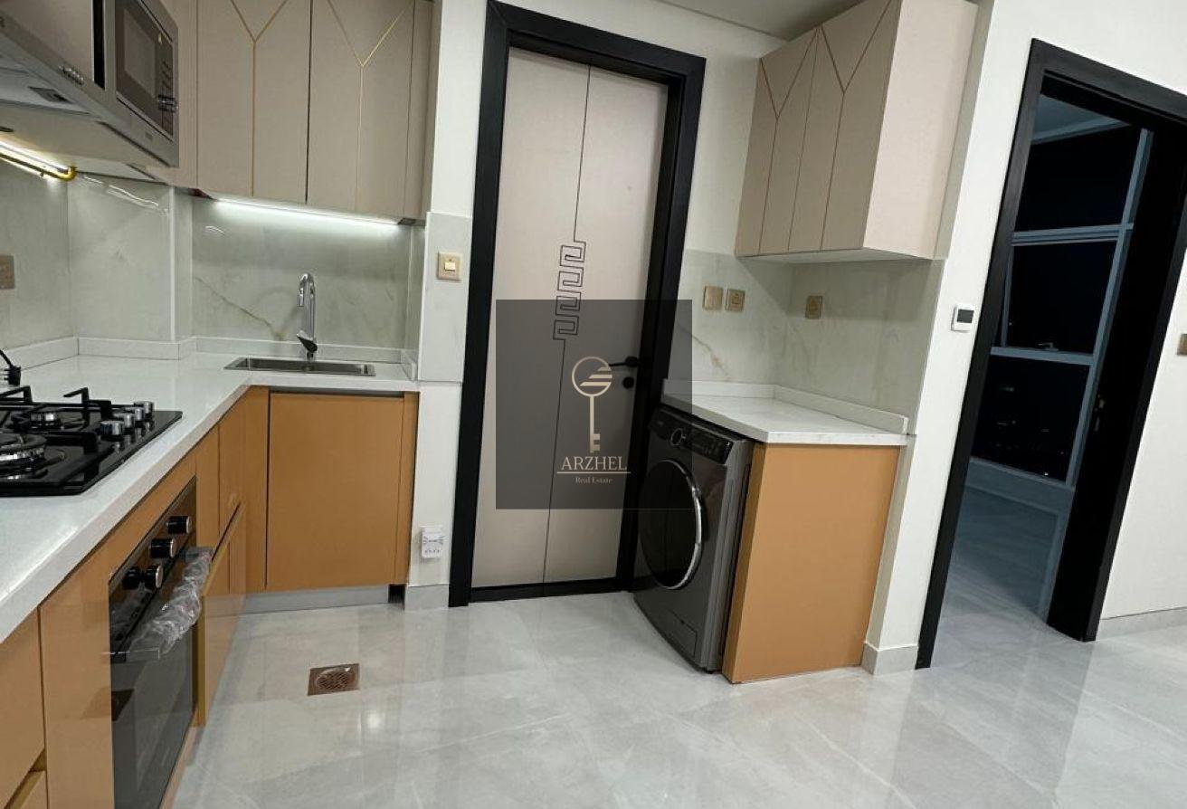 Semi Furnished | Multiple Cheques | Prime Location photo 2