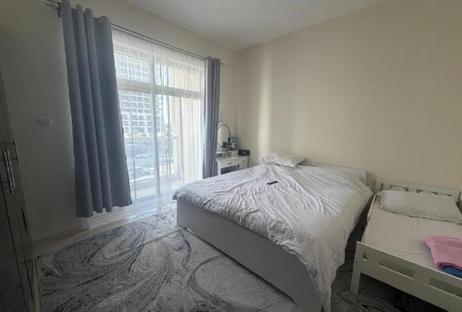 82811813 - Property Image 2