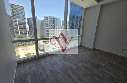 Office Space - Studio - 1 Bathroom for rent in Tamani Art Tower - Business Bay - Dubai