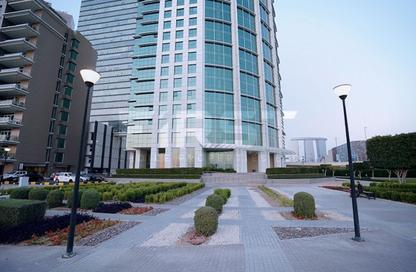 Apartment - 2 Bedrooms - 3 Bathrooms for rent in RAK Tower - Marina Square - Al Reem Island - Abu Dhabi