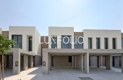 Townhouse - 3 - 3 for sale in Orania - The Valley - Dubai