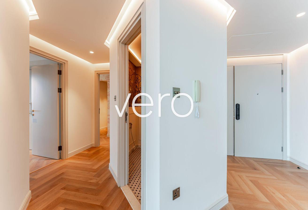 Pet Friendly | Vastu | Fully Upgraded | Vacant photo 6