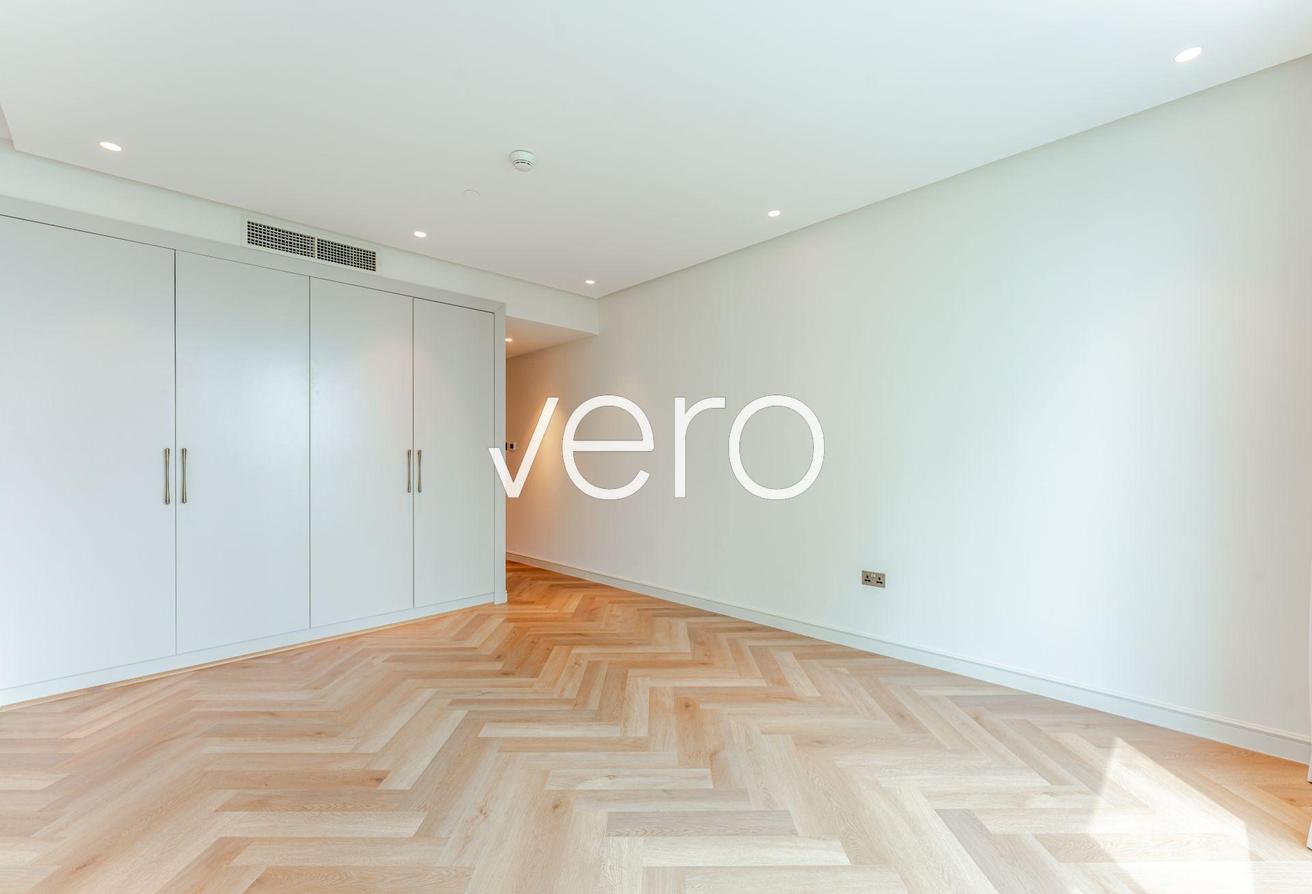Pet Friendly | Vastu | Fully Upgraded | Vacant photo 13