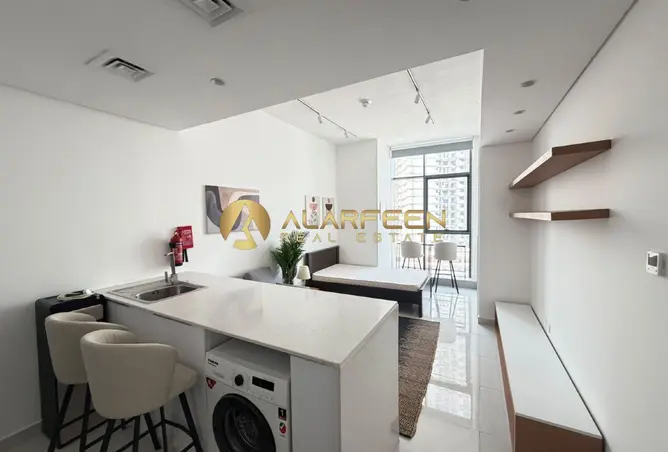 156008100 - Property Image 2