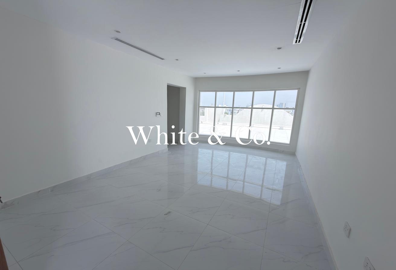 Ghadeer Al Tair | 8 BED | Stunning villa photo 9