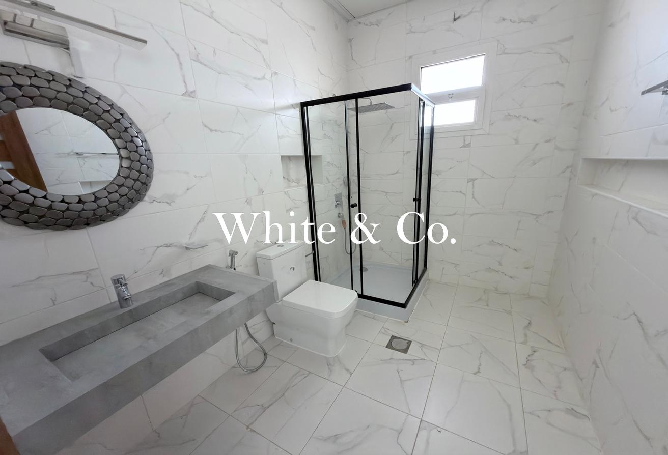 Ghadeer Al Tair | 8 BED | Stunning villa photo 18