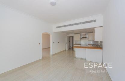 Villa - 5 Bedrooms - 5 Bathrooms for rent in Meadows 7 - Meadows - Dubai