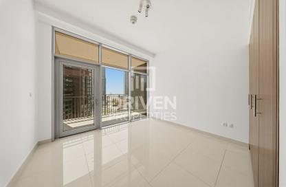 Apartment - 1 - 1 for rent in Boulevard Crescent Tower 1 - BLVD Crescent - Downtown Dubai - Dubai