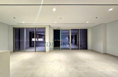 Apartment - 4 Bedrooms - 4 Bathrooms for rent in The Double - International City Phase 2 - Al Warsan 4 - Al Warsan - Dubai