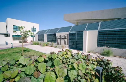 تاون هاوس - 4 غرف نوم - 5 حمامات للبيع في مدينة الشارقة المستدامة - الشارقة