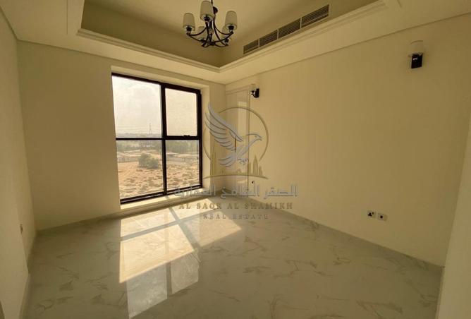 125194375 - Property Image 3
