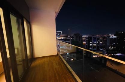 Apartment - Studio - 1 Bathroom for rent in SOL Bay - Business Bay - Dubai