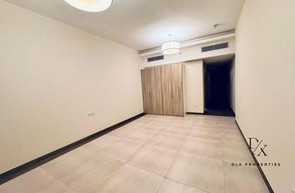 Apartment - Studio - 1 Bathroom for rent in SOL Bay - Business Bay - Dubai Apartment - Studio - 1 Bathroom for rent in SOL Bay - Business Bay - Dubai