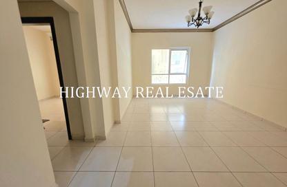 Apartment - 2 Bedrooms - 2 Bathrooms for rent in Muwaileh 3 Building - Muwaileh - Sharjah