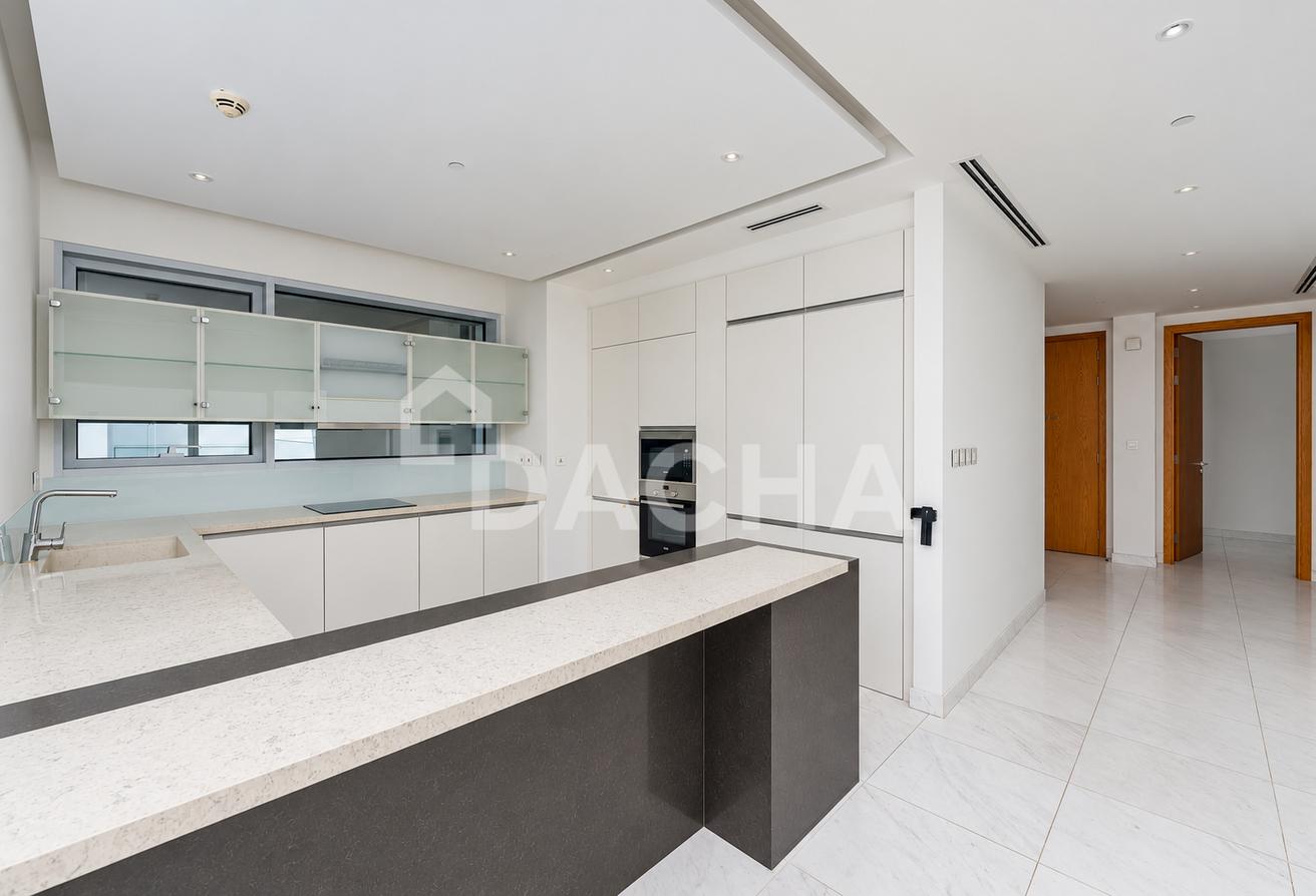 Luxury | Full Sea Views | Vacant photo 24
