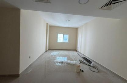 Apartment - 2 Bedrooms - 2 Bathrooms for rent in Al Majaz 2 - Al Majaz - Sharjah