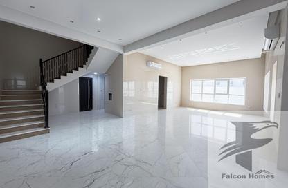 Villa - 4 Bedrooms - 5 Bathrooms for rent in Al Aweer 1 - Al Aweer - Dubai Villa - 4 Bedrooms - 5 Bathrooms for rent in Al Aweer 1 - Al Aweer - Dubai