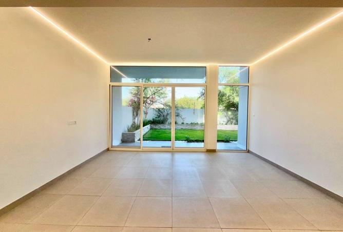 98274408 - Property Image 2