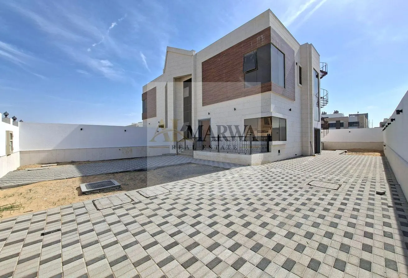 155588913 - Property Main Image