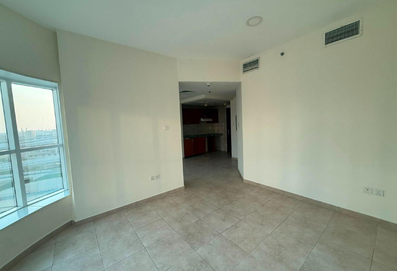 Panoramic Studio | Ready to Move | Big Layout photo 5
