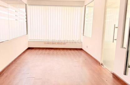 Office Space - Studio - 1 Bathroom for rent in Al Etihad Building - Port Saeed - Deira - Dubai