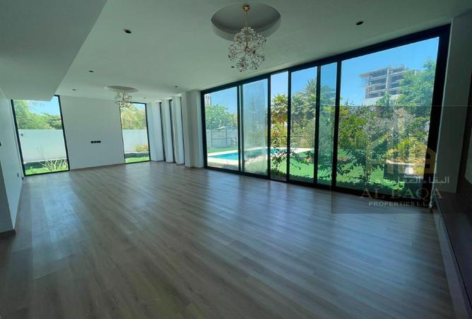 97372721 - Property Main Image