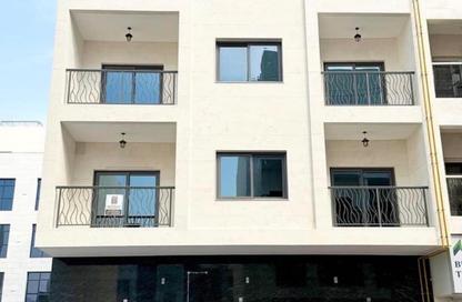 عمارة بالكامل - 8 غرف نوم - 8 حمامات للبيع في A تلال سيتي - تلال سيتي - الشارقة