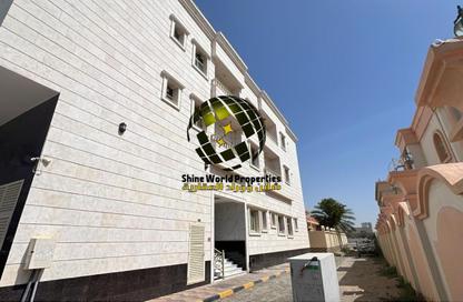 عمارة بالكامل - 8 غرف نوم - 8 حمامات للبيع في 2  الروضة - الروضة - عجمان