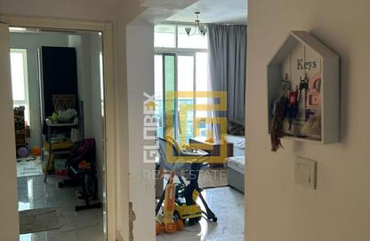 Apartment - 2 Bedrooms - 3 Bathrooms for sale in Oasis Tower - Al Rashidiya 1 - Al Rashidiya - Ajman