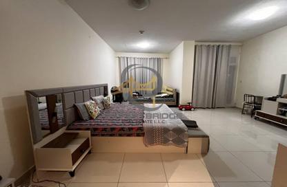 Apartment - 2 Bedrooms - 3 Bathrooms for sale in Etlala Residence 1 - Dubai Land Residence Complex - Dubai Land - Dubai